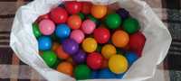 Пластмасовые шарики ( 60 штук)