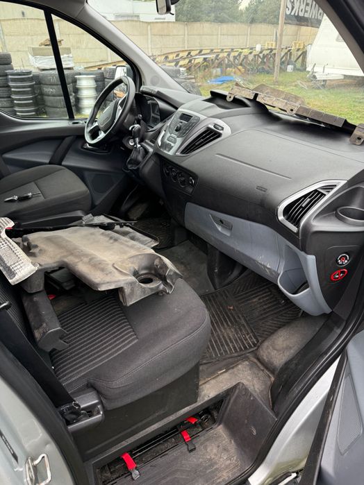 Ford transit custom 9osob 2014 rok klima 2.2 diesel 247 przebiegu
