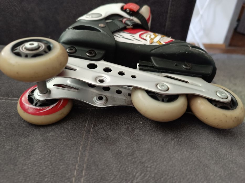 Продам роликові ковзани explore 29-32