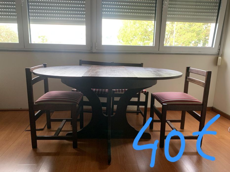 mesa de sala em bom estado