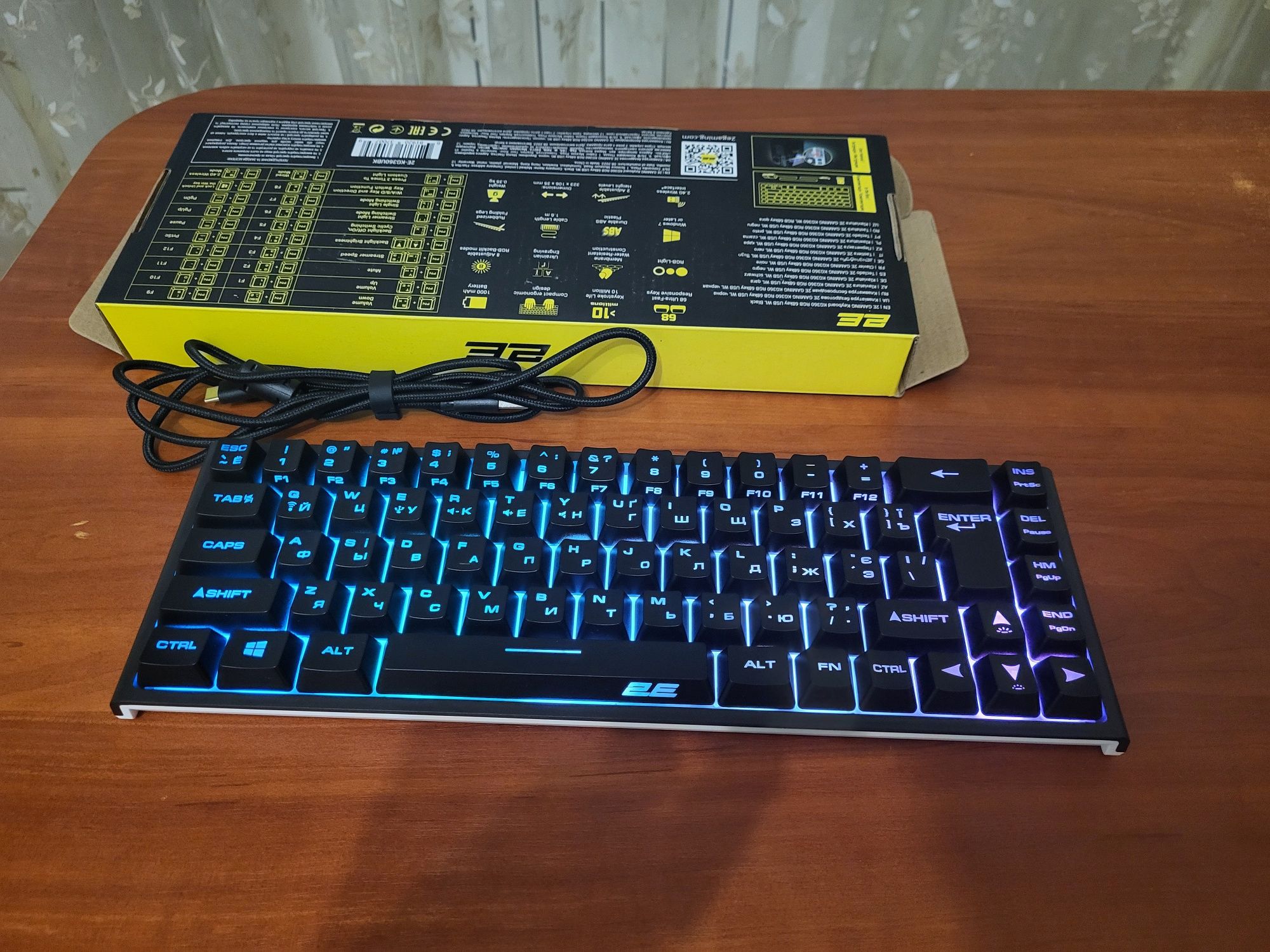 Клавиатура беспроводная 2E Gaming KG360 WL RGB 68key