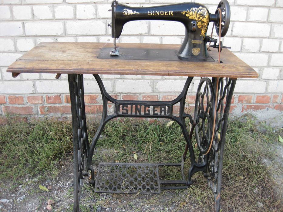 Чугунная станина швейной машины Singer Зингер