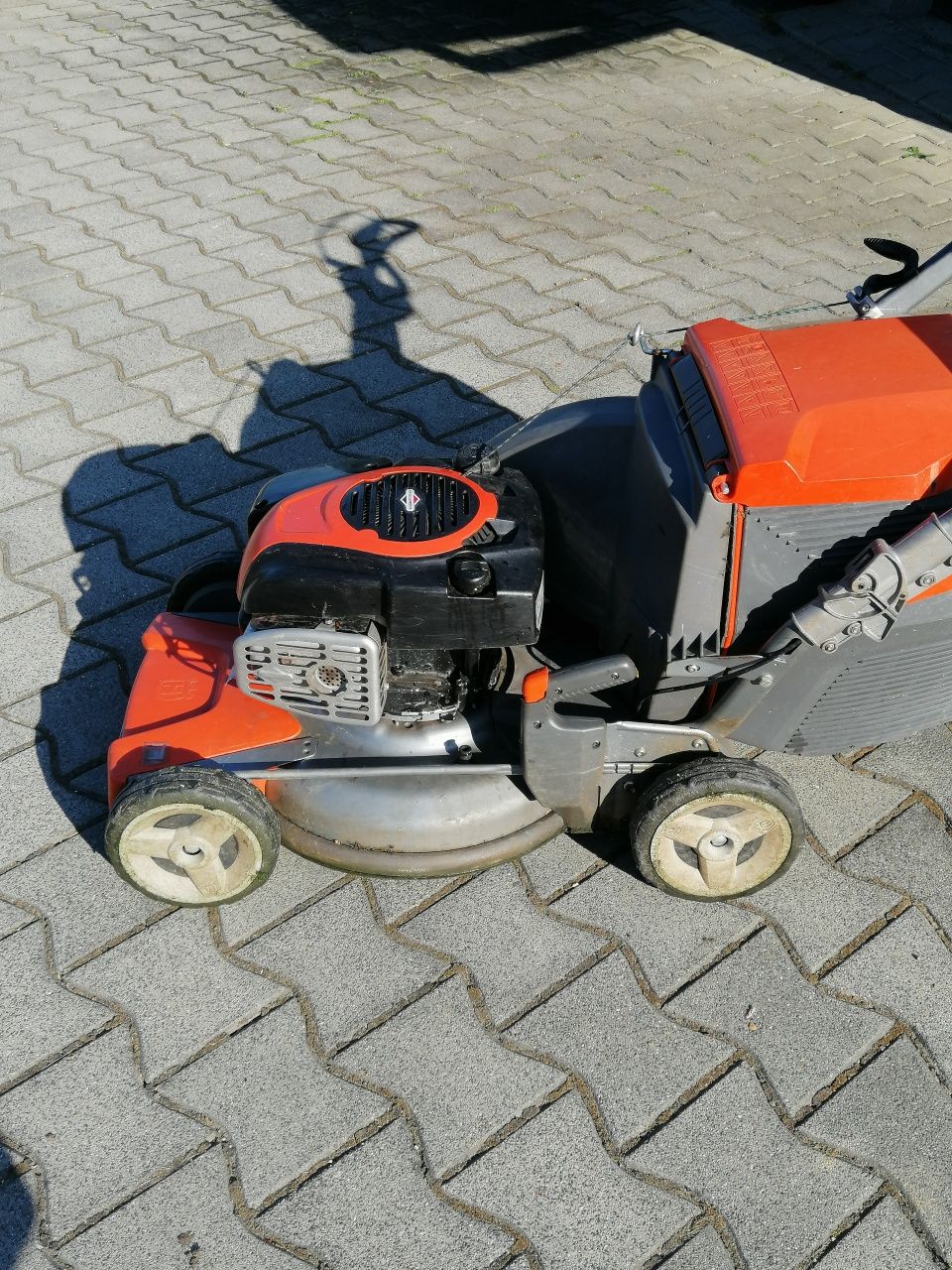 Husqvarna LC 48 Be Kosiarka mulczujaca