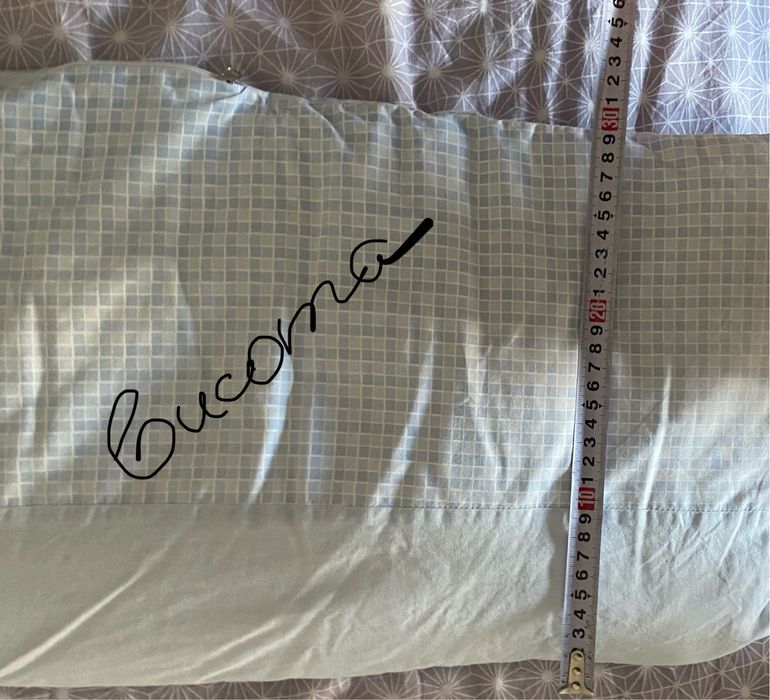 Бортики, захист на ліжко з балдахіном