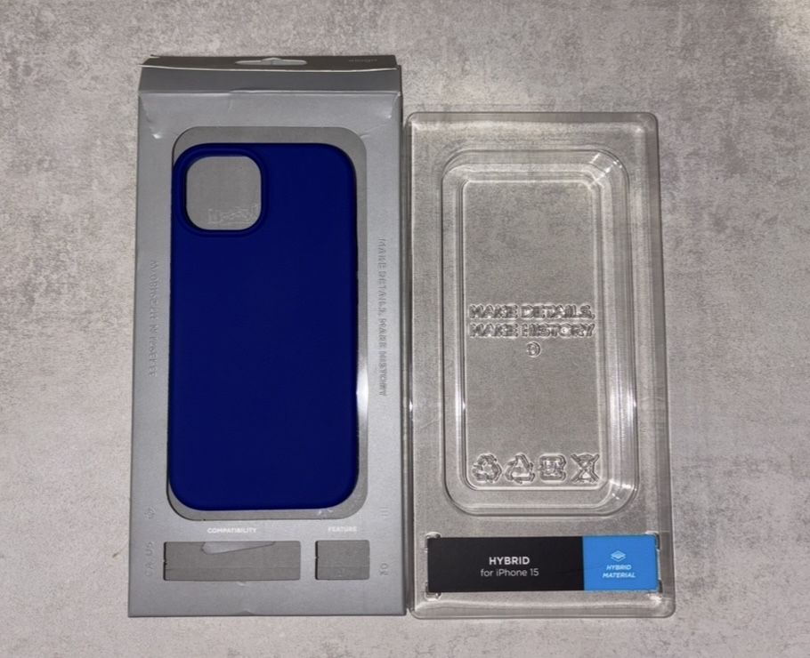 Silikonowe Etui Elago Premium do Iphone 15 w kolorze granatowym/cobalt
