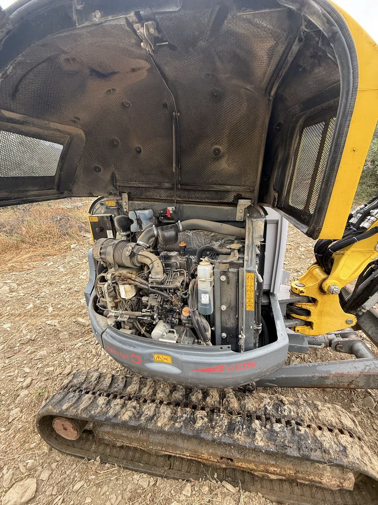 Mini giratória wacker