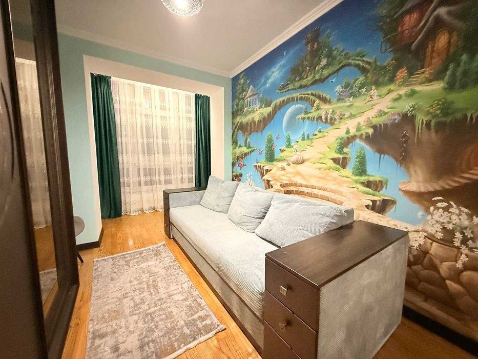 Кухня-студія +2 кімнати