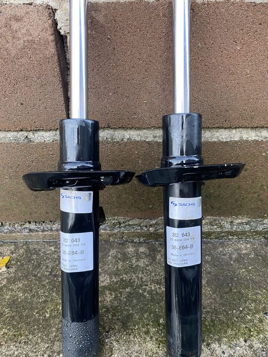 Стойки фолцваген тігуан 2.00 дизель