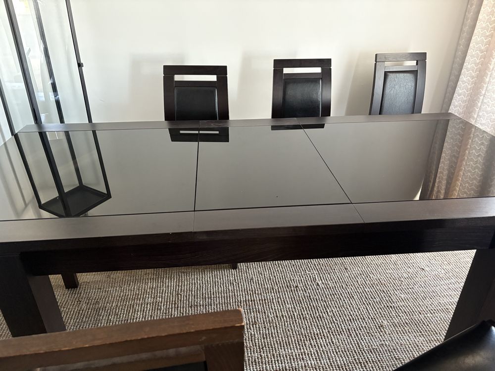 Mesa sala jantar em madeira maciça com 6 cadeiras