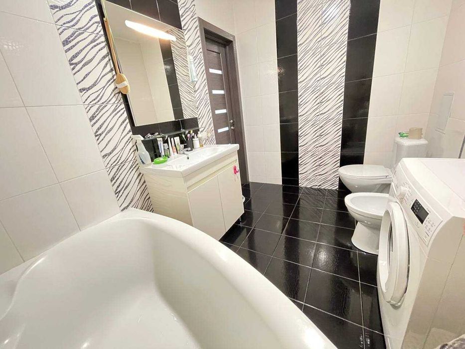 Продаж затишної 2 кім. квартири у ЖК Різдвяний