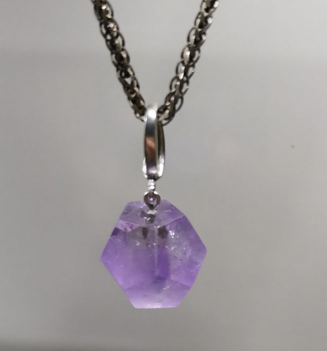 Кулон из аметиста