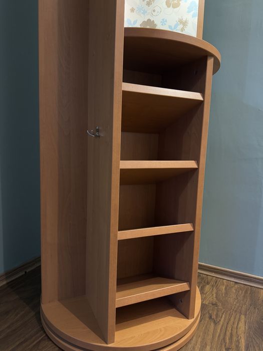 Шафа в передпокій