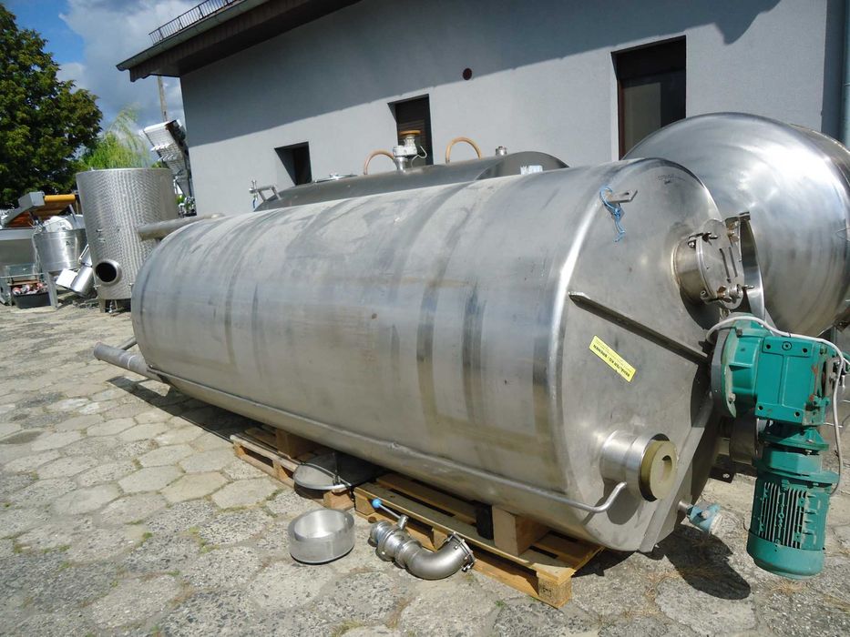 Zbiornik silos  nierdzewny 6000L z mieszadłem dno stożek ścianka 2,7mm