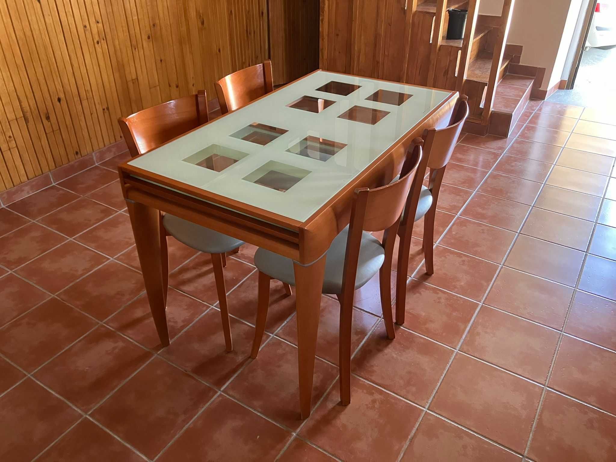 Mesa de Jantar Extensivel
