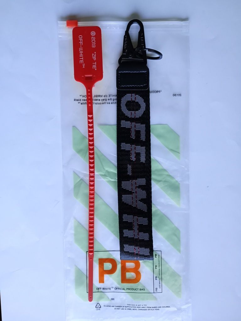 Brelok Off-White