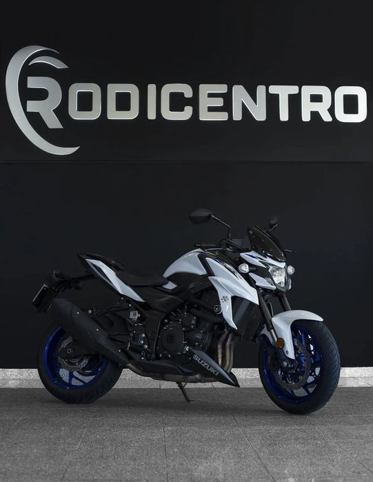 Suzuki GSX  GSX-S 750