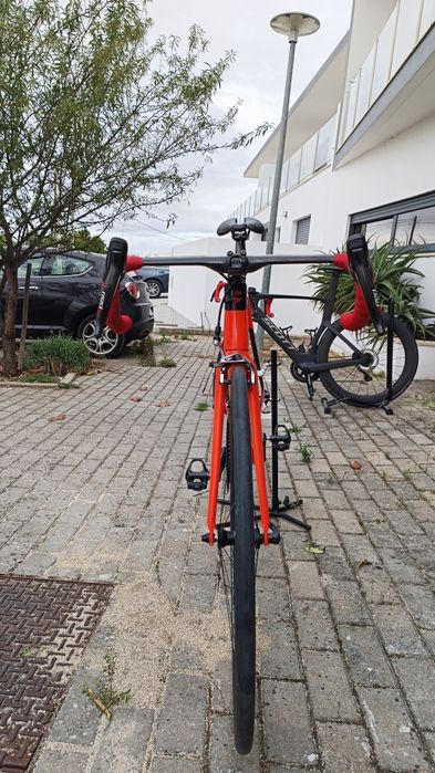 Cannondale supersix evo hi mod SRAM RED ETAP eletrônico. Bike de topo