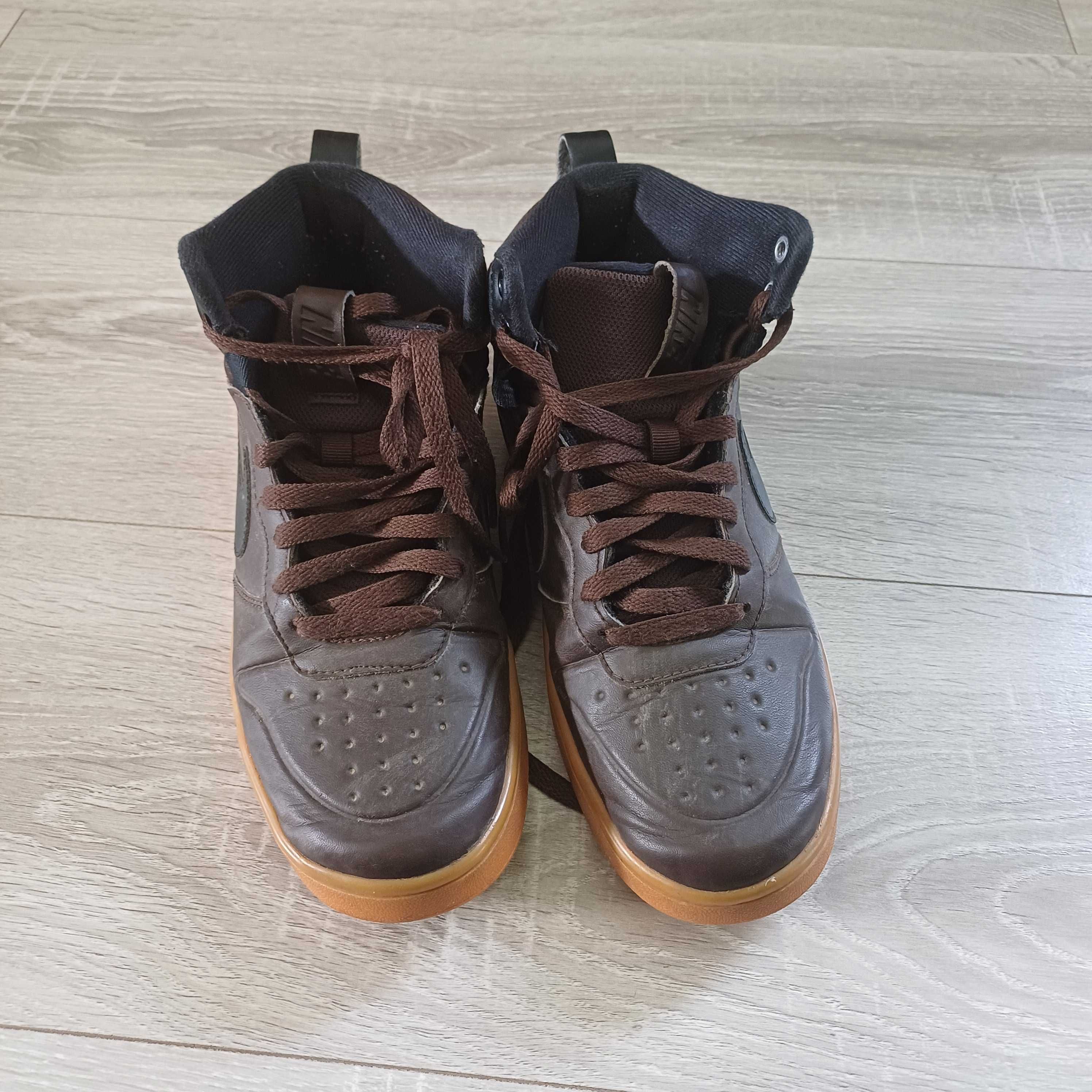 Buty w rozmiarze 39