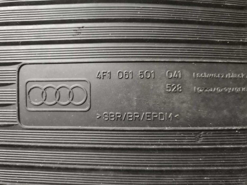 Peças Audi / VW / Seat: Apoio braço, Power Box, Tapetes, Moca FR, SOS,