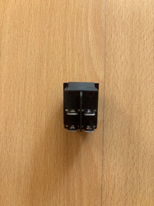 Interruptor rocker vermelho ON/OFF com luz – Novo