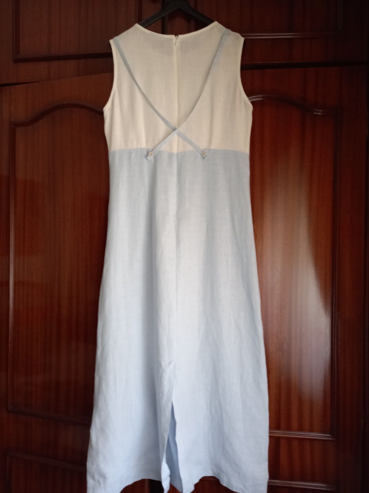 Vestido de linho, comprido.