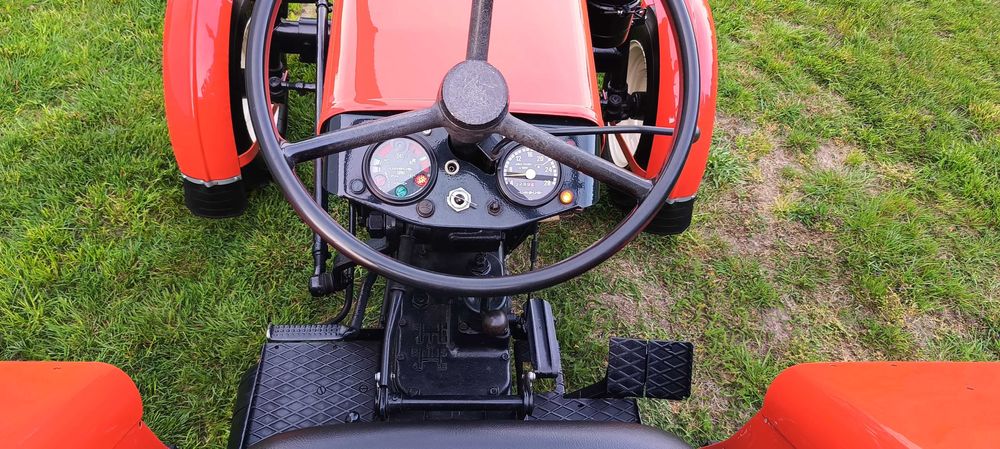 Ursus c 330 m  jeden z ostatnich jak nowy !