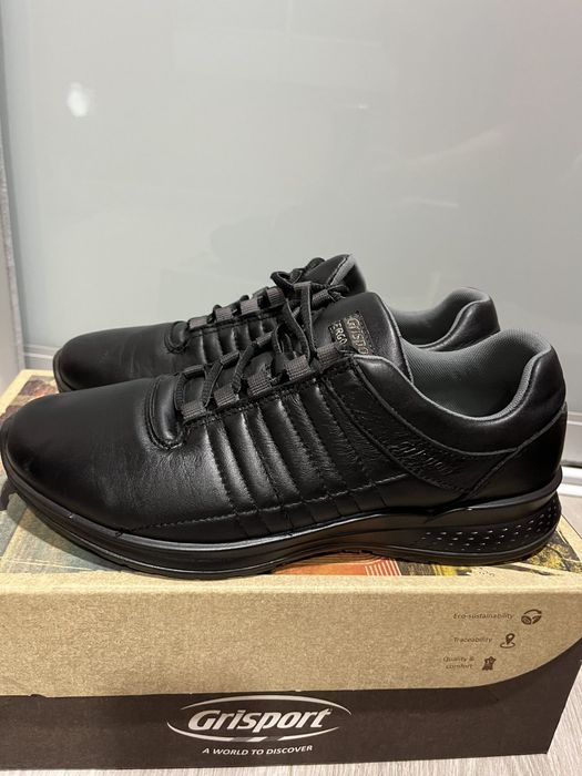 Кросівки чоловічі Grisport 41 розмір