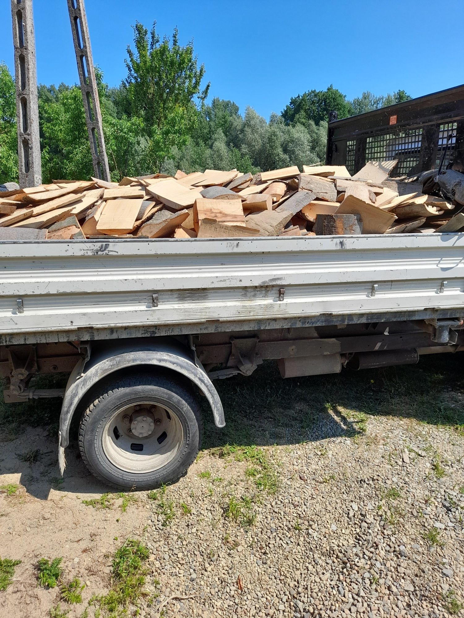 Drewno opałowe bukowe, pocięte na kawałki