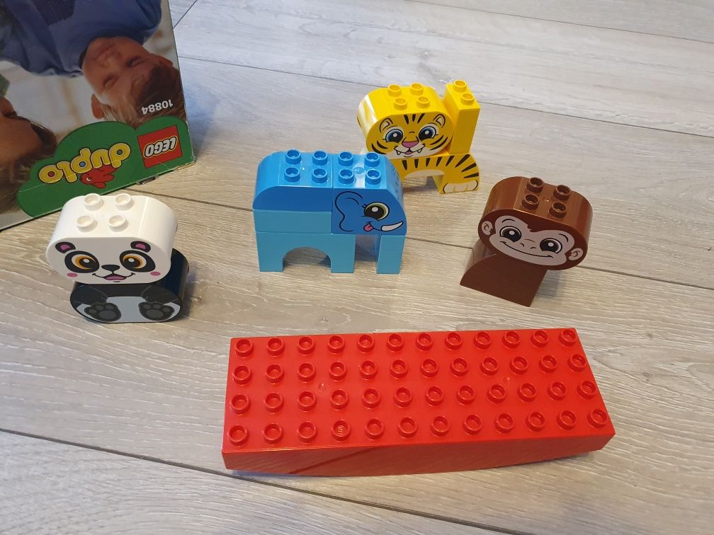 Lego duplo 10884. Zwierzątka na równoważni
