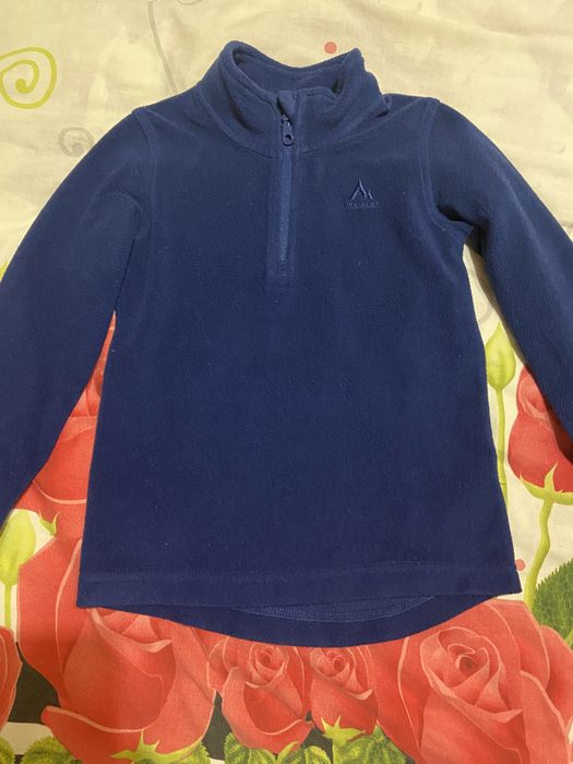 Продам флісовий світер