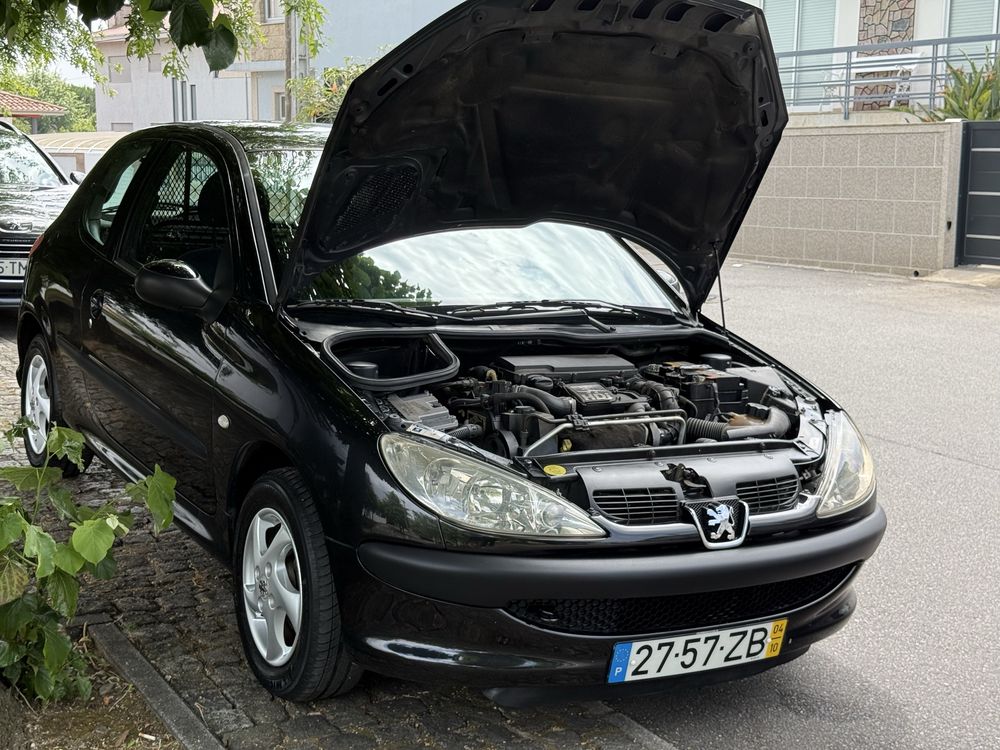 Peugeot 206 1.4 HDi - 2004 | Nacional | Muito Bom Estado