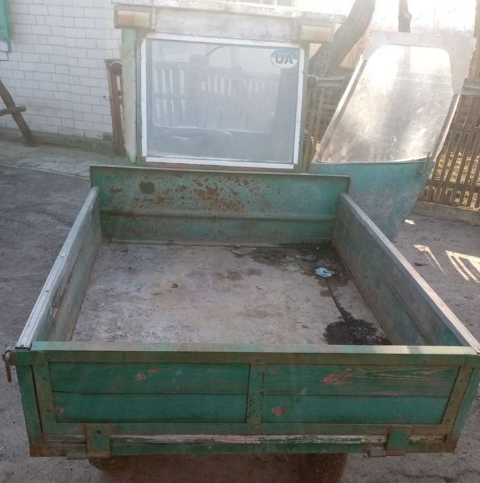 Продам саморобний тракторець.