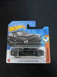 Dodge Challenger / Hot Wheels