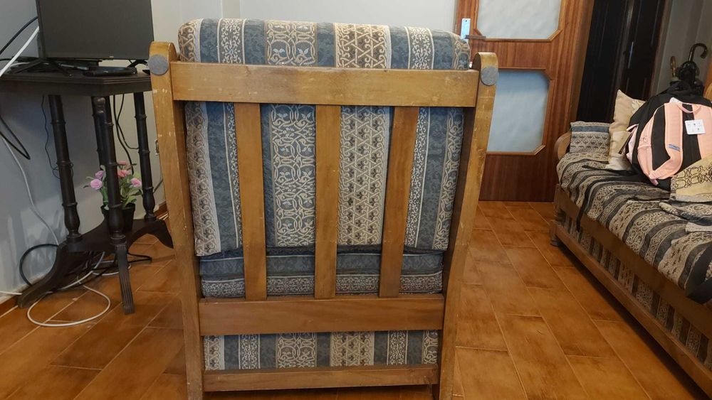 Sofá Cama 3 lugares 175x85x90 cm + 2 Cadeirões 2x 80x85x90 cm