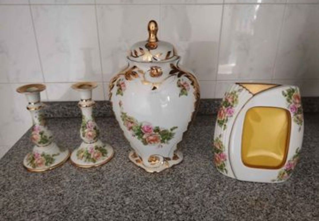 Conjunto de porcelana