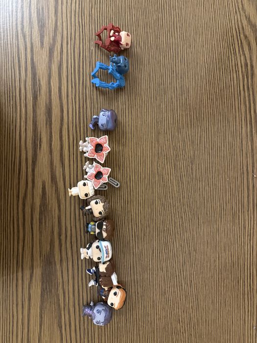 Обміняю фігурки кіндер джой дивні дива