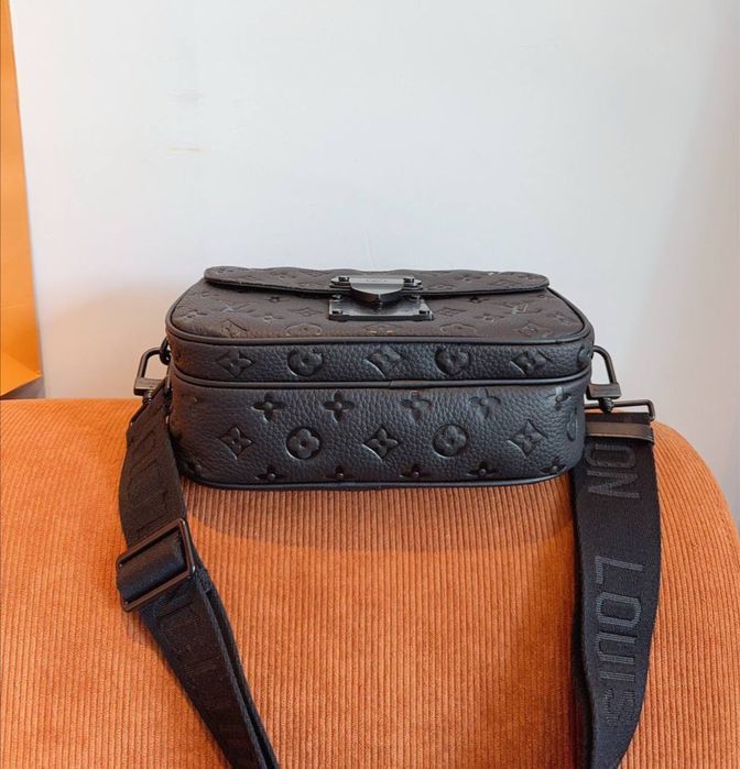 LOUIS VUITTON S LOCK сумка мужская кожаная через плечо мессенджер