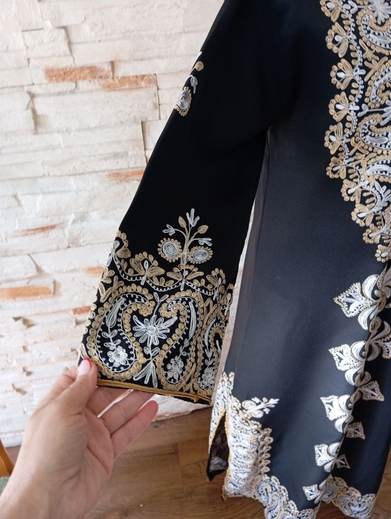 Caftan karakou tlemcen wyszywany r.M.   W.B.S.