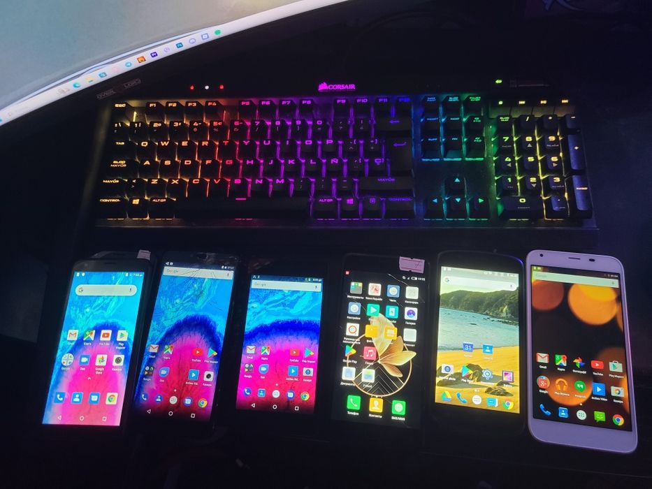 Лот 25 телефона Archos Рабочие