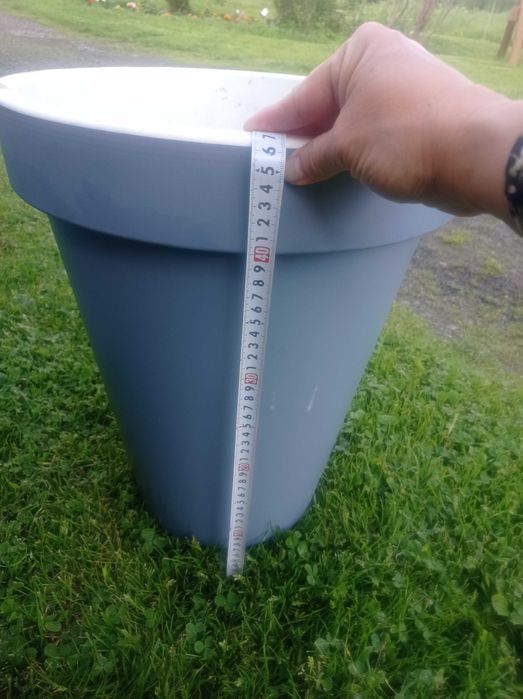 Donice duze plastikowe 2 sztuki