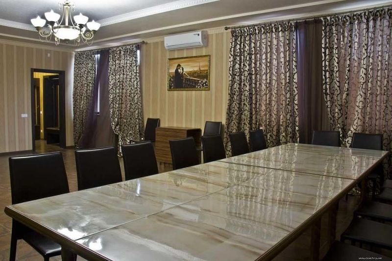 Дом посуточно 320м, еврорем, бассейн, беседка, караоке, сауна