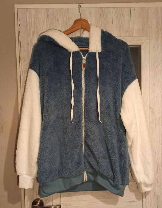 Bluza ciepła, gruba, z kapturem, r. M; NOWA