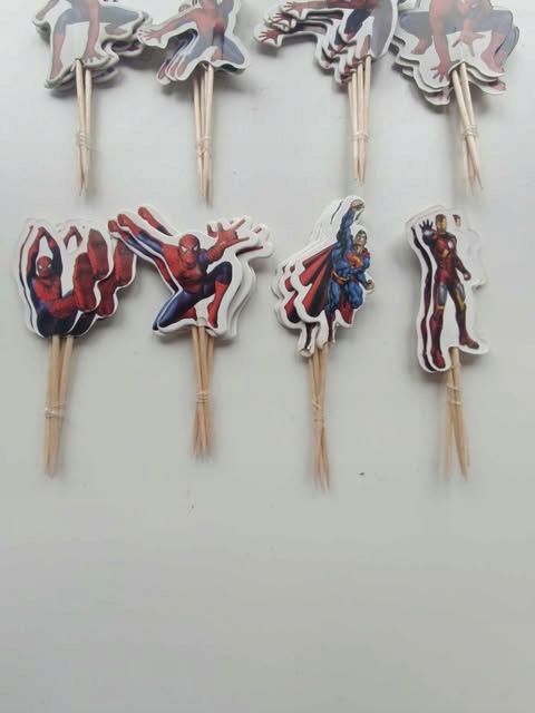 Zestaw 48 Topperów na Tort Superbohater Dekoracje Spiderman Cupcake
