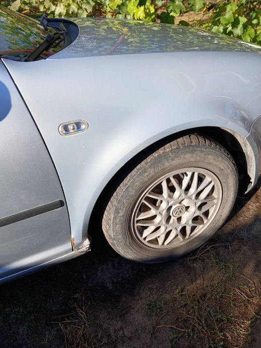 Продам авто volkswagen golf 4 1.9 TDI 2002 на полном ходу