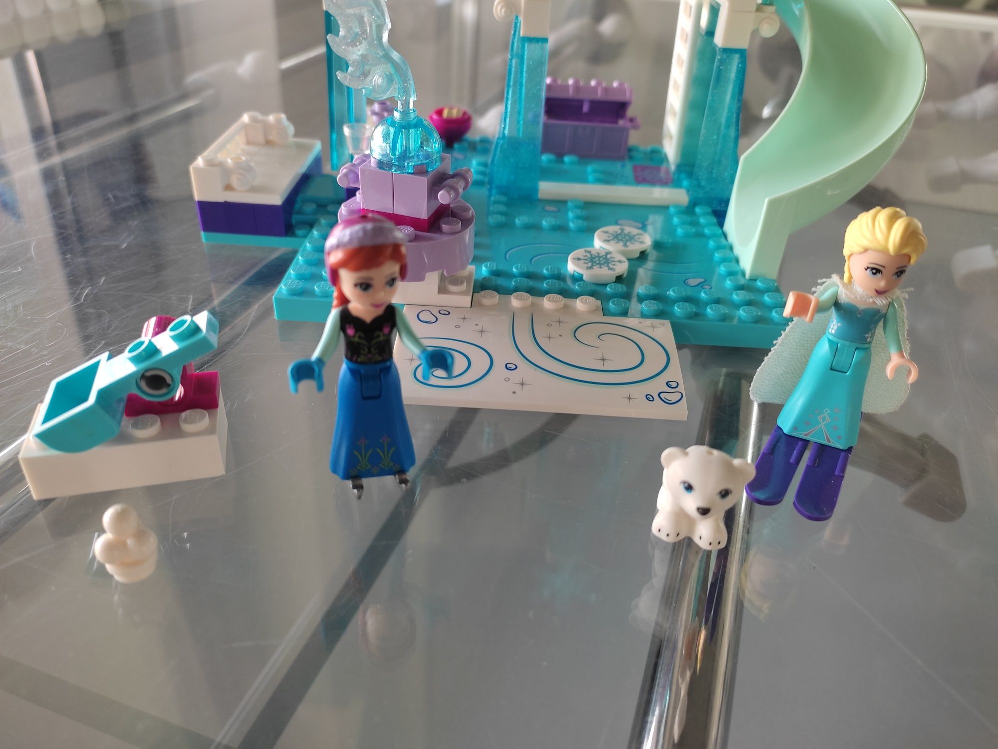 Klocki LEGO Junior 10736 Disney Frozen Pac zabaw Anny i Elsy