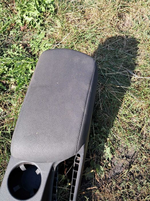 Tunel Podłokietnik BMW X1 E84