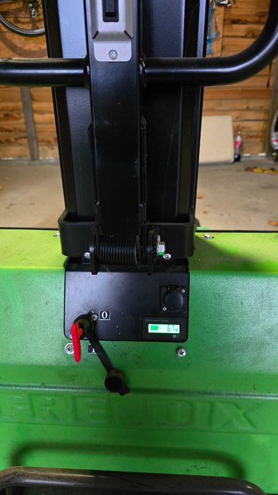 InnoLIFT S 600/700 Wózek samozaładowczy
