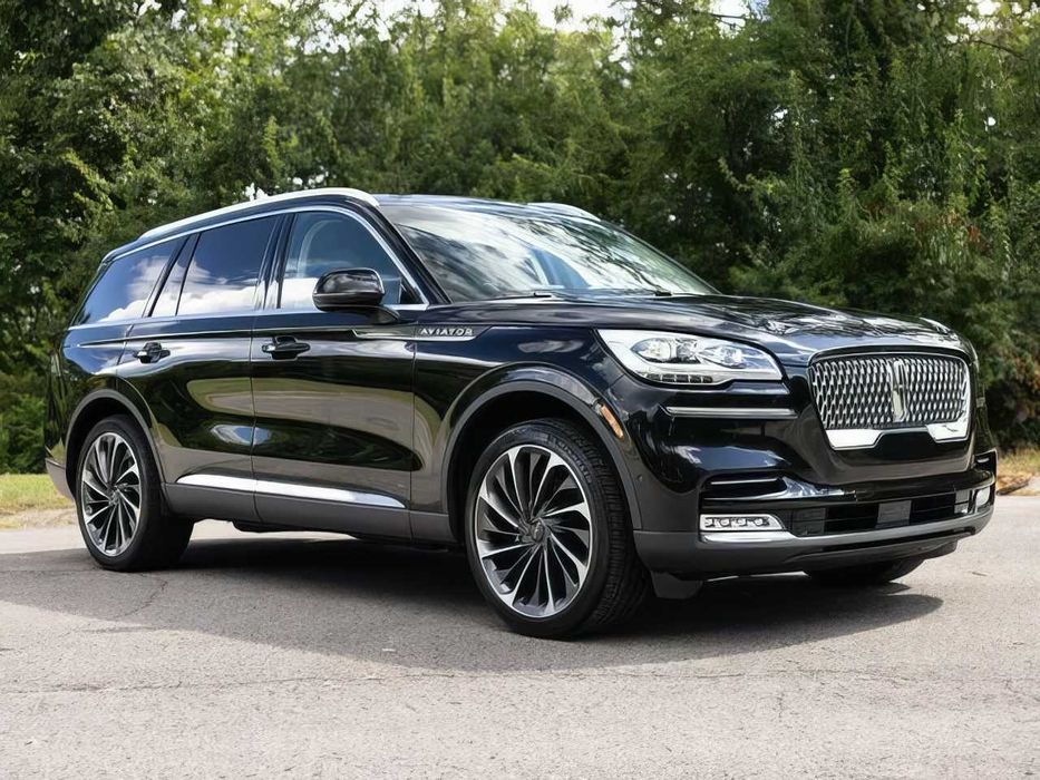 Lincoln Aviator      2023