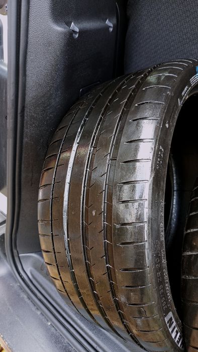 Sprzedam opony letnie 245 30 z r 20 ta 255 35 zr 20
