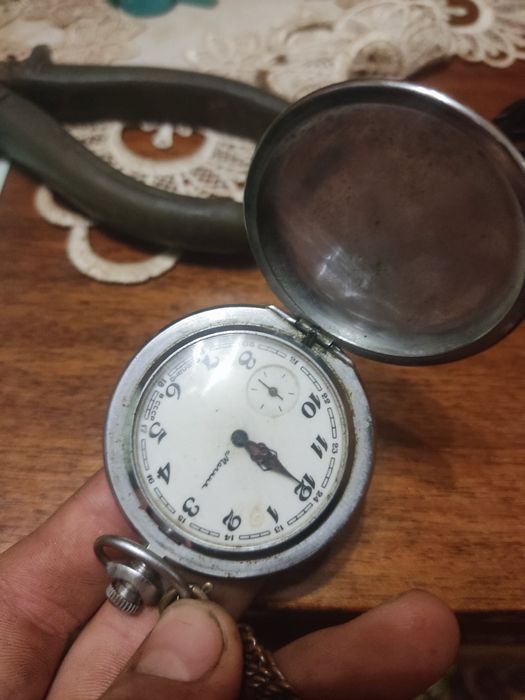 Продам часи есср